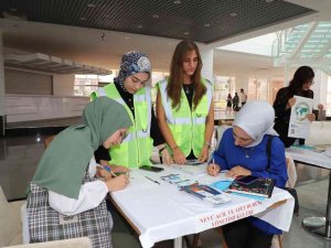Nevü’de ‘Öğrenci Kulüp Ve Toplulukları Tanıtım Günleri’ Düzenlendi
