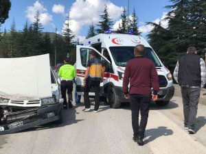 Bilecik’te Yaşanan Trafik Kazasında 1 Kişi Yaralandı