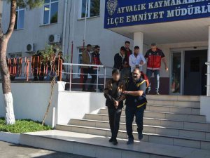 Ayvalık’ta Yaşlı Kadını Telefonla Dolandıranlar Şanlıurfa’da Yakalandı