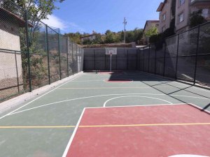 Şaphane Myo’da Basketbol Sahası Hizmete Girdi