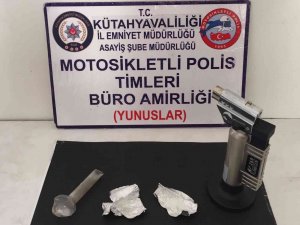 Kütahya’da Yunus Timlerince Bir Araçta Uyuşturucu Ele Geçirildi