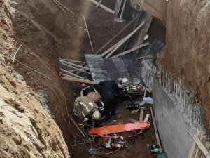 Maltepe’de İstinat Duvarı Çöktü, İki İşçi Göçük Altında Kaldı