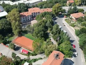 Yayla Ortaokulu 200 Metre Mesafedeki Alana Yapılacak