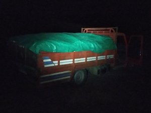 Yardım Kömürlerine Göz Diken Hırsızlardan Biri Suçüstü Yakalandı