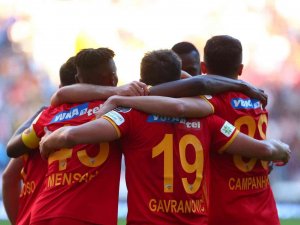 Mario Gavranovic 3. Golünü Attı