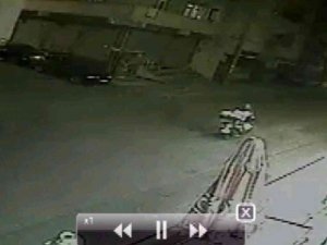 İ̇ski̇’nin Çalışması Sonrası Kapatılmayan Çukur Kazaya Neden Oldu: 1 Yaralı