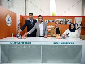 Kumbaraya Bağışlanan Kitaplarla Bir Okula Kütüphane Yapılacak
