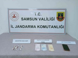 Jandarmadan Uyuşturucu Operasyonu: 2 Gözaltı