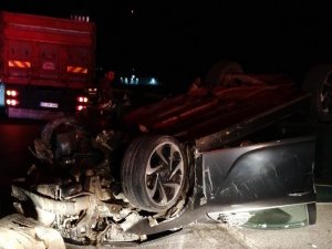 Kontrolden Çıkan Otomobil Takla Attı: 3 Yaralı