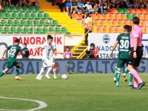 Spor Toto Süper Lig: Corendon Alanyaspor: 0 - Giresunspor: 0 (İ̇lk Yarı)