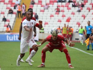Spor Toto Süper Lig: Sivasspor: 1 - Hatayspor: 2 (Maç Sonu)
