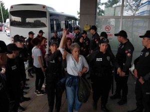 Samsun’da İzinsiz Gösteriye Polis Müdahale Etti: 13 Gözaltı