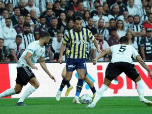 Spor Toto Süper Lig: Beşiktaş: 0 - Fenerbahçe: 0 (İ̇lk Yarı)