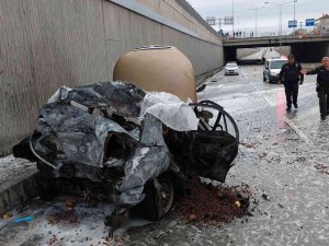 Samsun’da Arıza Yapan Otomobile Tır Çarptı: 2 Kişi Yanarak Hayatını Kaybetti