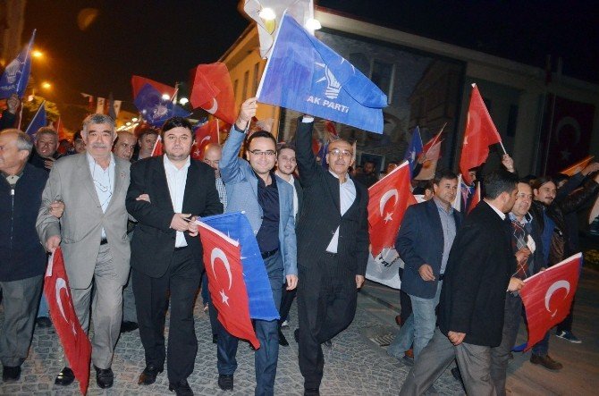 Kula’da Zafer Turu
