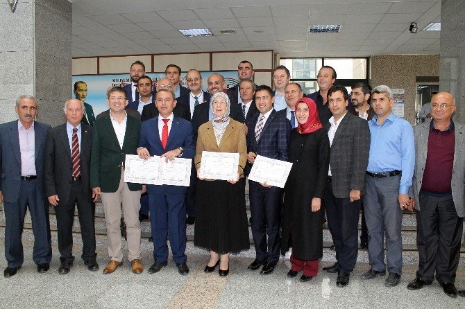 Ak Parti Denizli Milletvekilleri Mazbatalarını Aldı