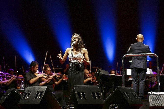 Buıka’dan Unutulmaz Senfonik Konser