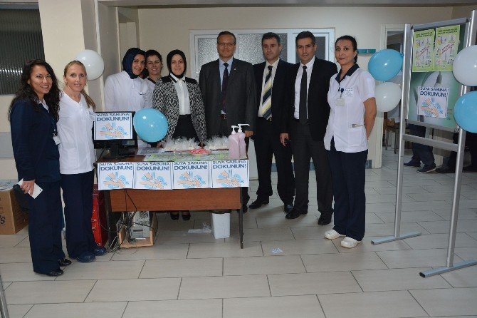 "Suya Sabuna Dokunun"