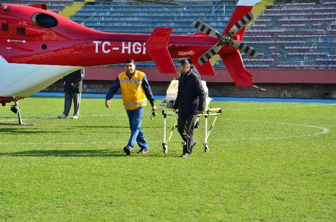 15 Günlük Bebek Kalp Hastalığı Nedeniyle Hava Ambulansıyla İstanbul’a Sevk Edildi