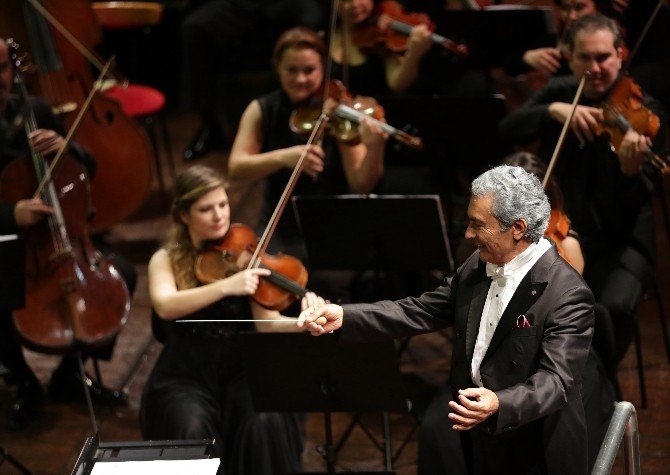 Piyano Festivali’nde Görkemli Gece