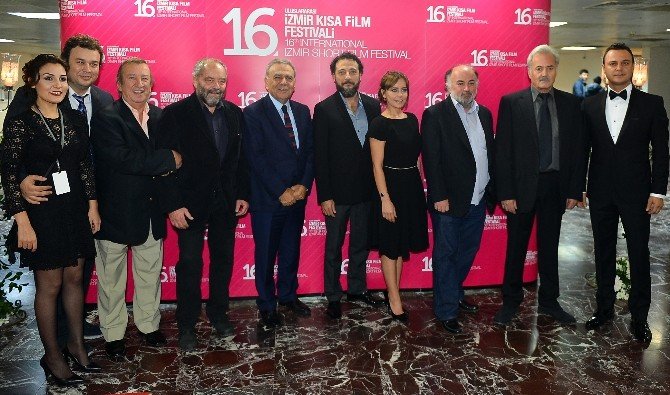 İlker Çatak’ın ’Sadakat’ Filmi En İyi Yerli Film Seçildi
