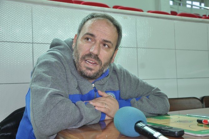 Yeşilgiresun Belediyespor, Darüşşafaka Deplasmanına Hazırlanıyor