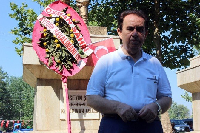 Kırkpınar Ağası Şahin’in 21 Yıllık Bayrak Geleneği Devam Ediyor