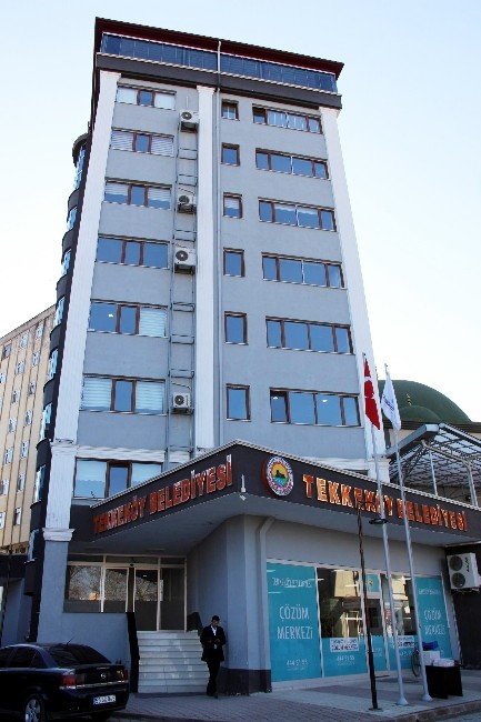 Tekkeköy Belediye Binası Öğrenci Yurdu Oluyor