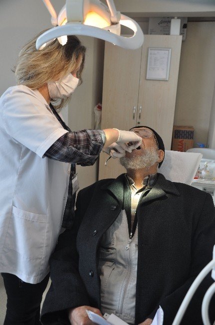 143 Bin 153 Kişi Diş İçin Agsm’nin Kapısını Çaldı