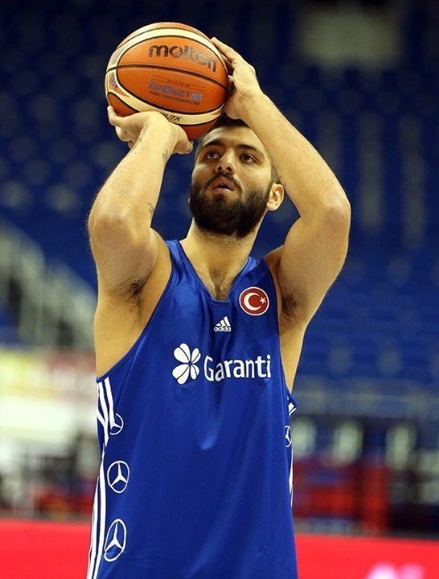 Milliler, İtalya Maçı Hazırlıklarını Tamamladı