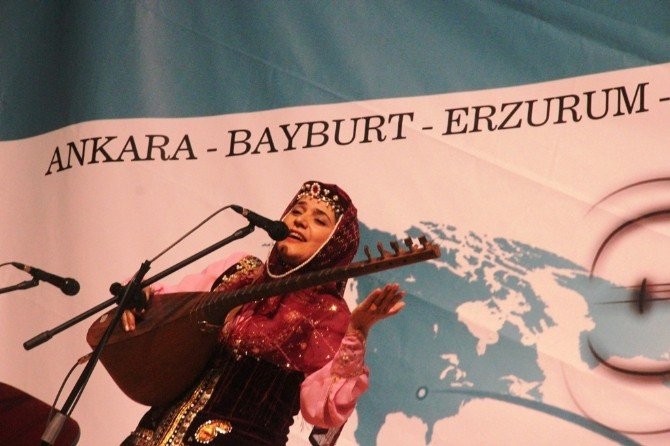 Dede Korkut Diyarında Âşıklar Şöleni