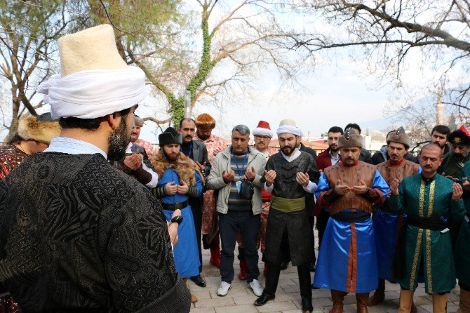 Okçuluk Çalıştayı Okçu Baba Türbesi’nde Dualarla Başladı