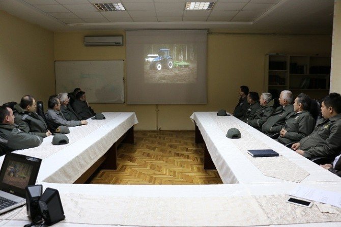 Düzce’de Erozyonla Mücadele Ve Ağaçlandırma Eğitimi Yapıldı