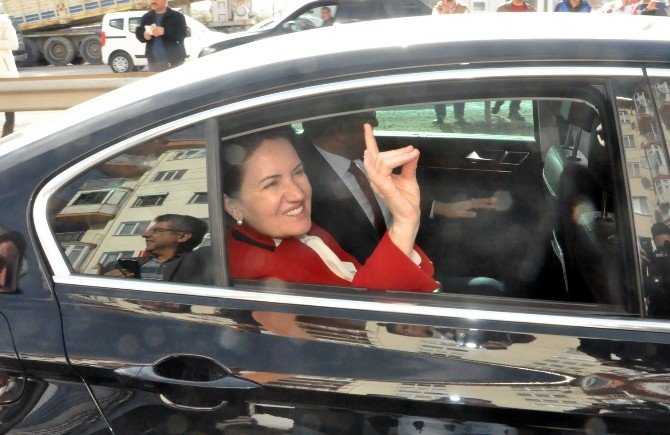 Meral Akşener: "Mhp İktidara Yürüyecektir"