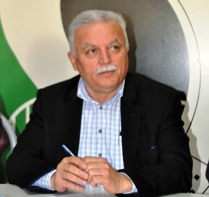 Selahattin Aydın: "Sakaryaspor Kalan 12 Maçın Üstesinden Gelecektir"