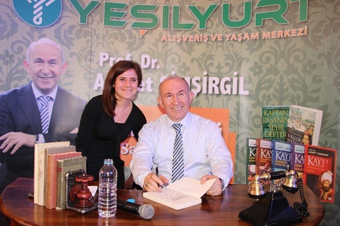 Şimşirgil, Okurlarıyla Buluştu