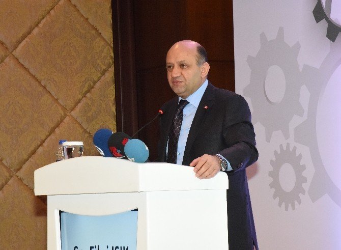 Bilim, Sanayi Ve Teknoloji Bakanı Fikri Işık: