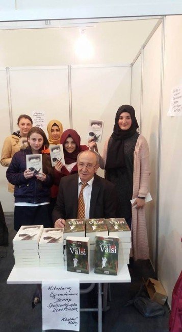 Tüyap’ta Kitapseverlere Yepaş Armağanı