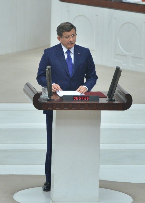 Davutoğlu: “Benim Liderliğe Gelişimde Kaset Oyunları Olmadı”