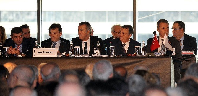 Beşiktaş Divan Kurulu Toplantısı Başladı