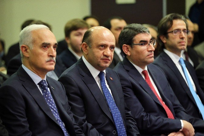 Bakan Işık: "Milletimiz, Demokratik Bir Anayasa Muhakkak Yapacaktır"