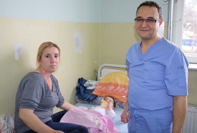 Türk Doktor Kosovalı Çocuk Hastaların Umudu Oldu