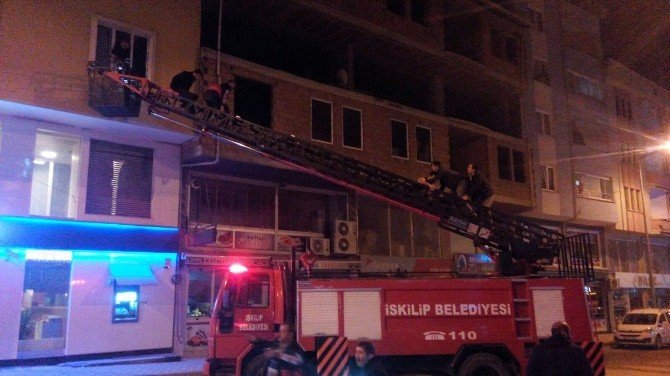 Üniversite Öğrencileri Ölümden Döndü