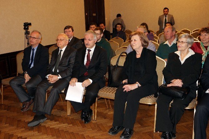Tdk Başkanı Kaçalin’den Budapeşte’de Yunus Emre Söyleşisi