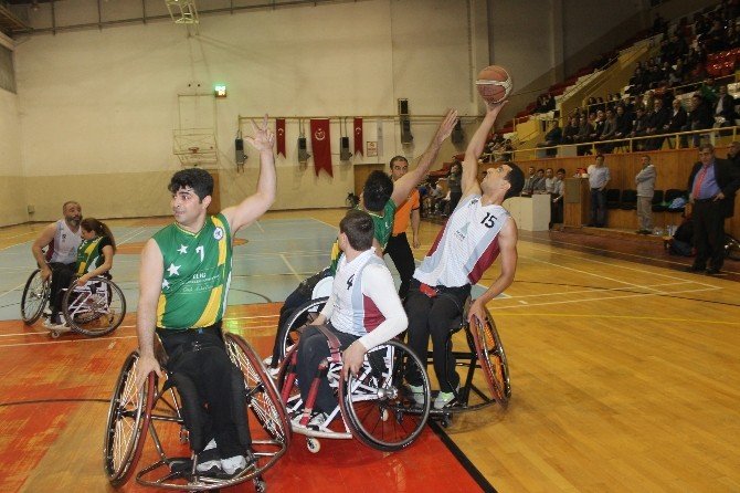 Garanti Tekerlekli Sandalye Basketbol Süper Ligi