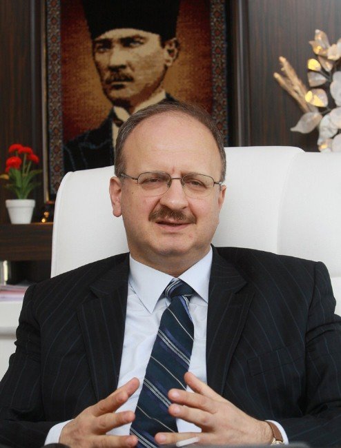 Katip Çelebi Üniversitesi Büyüyor