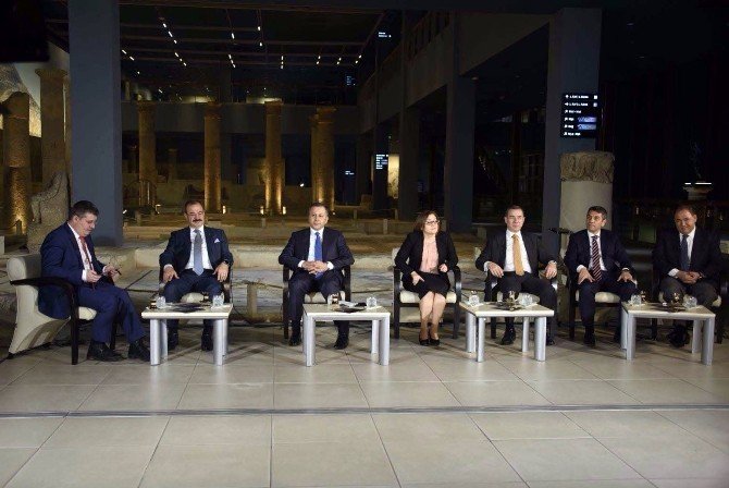 Gso Başkanı Konukoğlu, ’İskele Sancak’ Programına Konuk Oldu