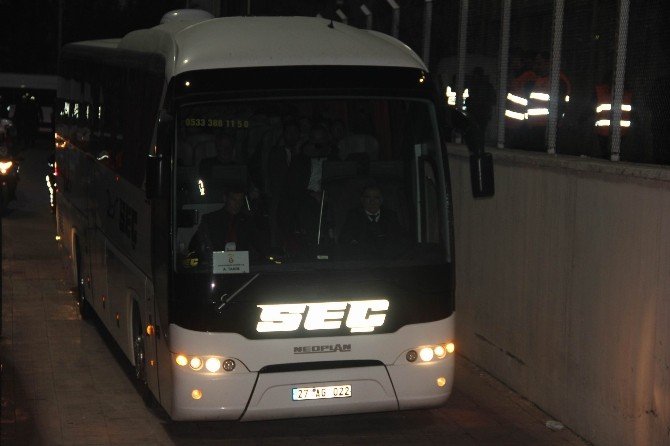 Gaziantepspor Ve Galatasaray Stadyuma Geldi