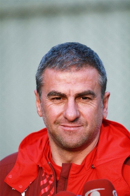 Hamzaoğlu: "Mustafa Hoca İçin Üzüldüm"