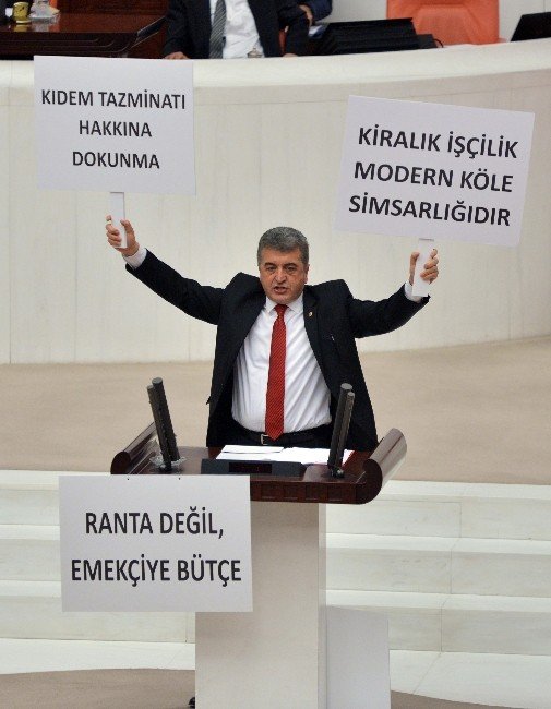 Chp’li Vekilden Pankartlı Konuşma